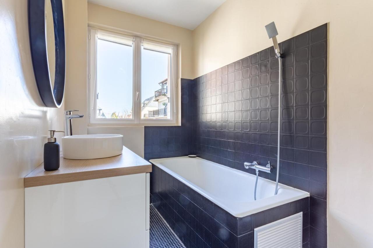 Le Carrousel - Appartement Avec Studio Attenant Deauville Exterior foto